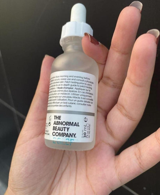 The Ordinary Niacinamide 10% + Zinc 1% – Pore Perfection in a Bottle!